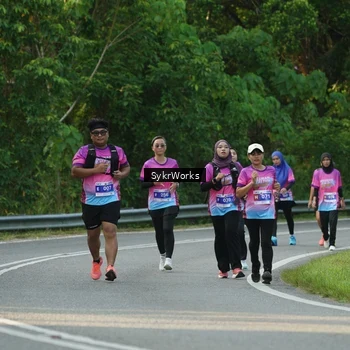 Runner Photo 7618299