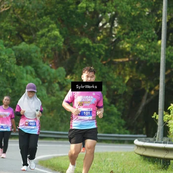 Runner Photo 7618300