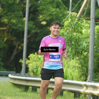 Runner Photo 7618302