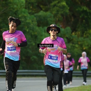 Runner Photo 7618373