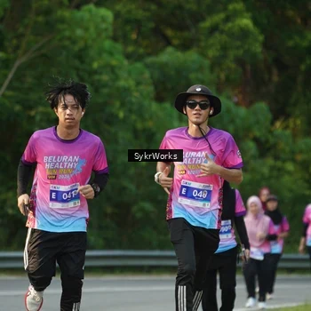 Runner Photo 7618374