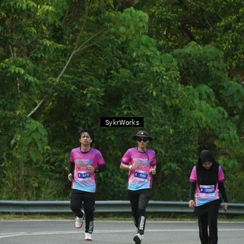 Runner Photo 7618383