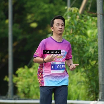 Runner Photo 7618396
