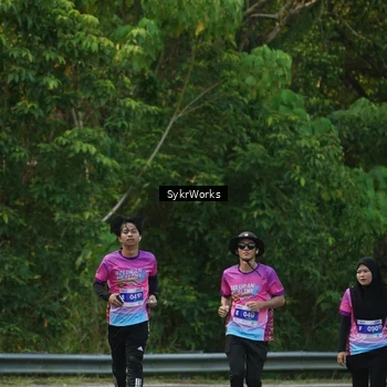 Runner Photo 7618412