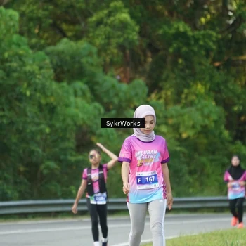 Runner Photo 7618431