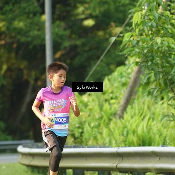 Runner Photo 7618433