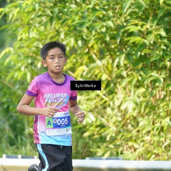 Runner Photo 7618435