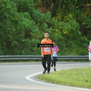 Runner Photo 7618447