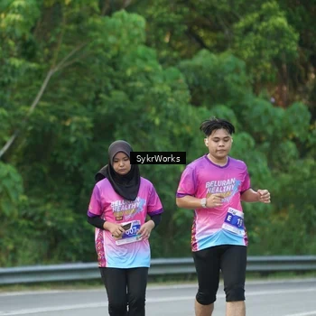 Runner Photo 7618453