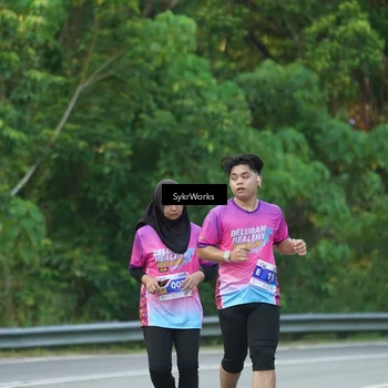 Runner Photo 7618455