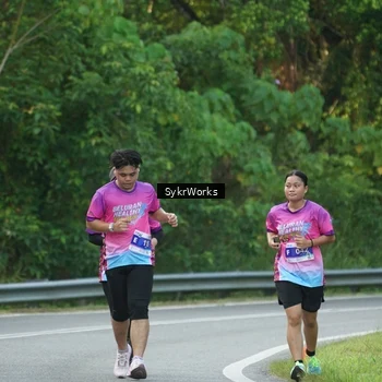 Runner Photo 7618457