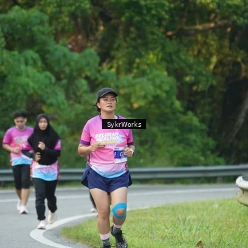 Runner Photo 7618473