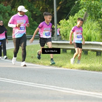 Runner Photo 7618491