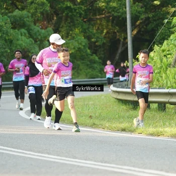 Runner Photo 7618496