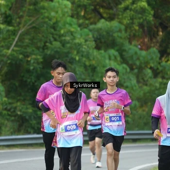 Runner Photo 7618521