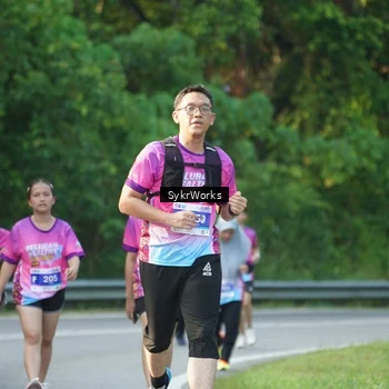 Runner Photo 7618543