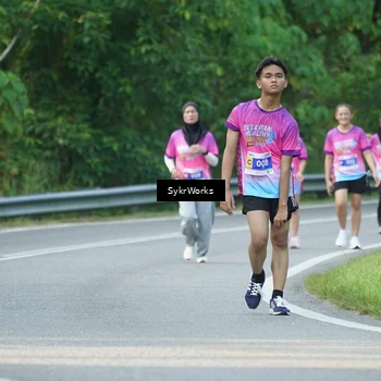 Runner Photo 7618565