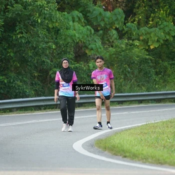 Runner Photo 7618570