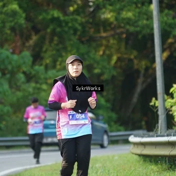 Runner Photo 7618595