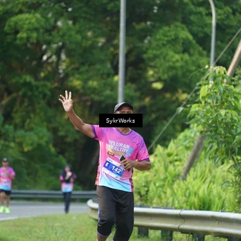 Runner Photo 7618608