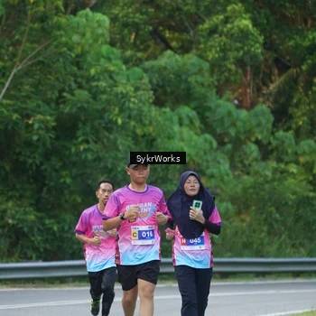 Runner Photo 7618610