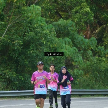 Runner Photo 7618619