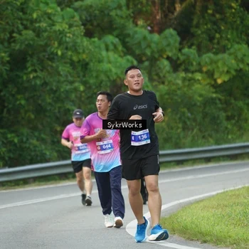 Runner Photo 7618659