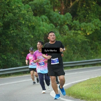 Runner Photo 7618660
