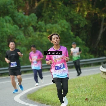 Runner Photo 7618666