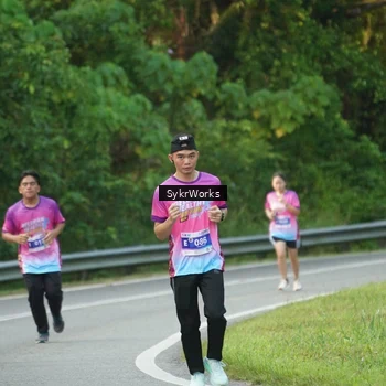 Runner Photo 7618686