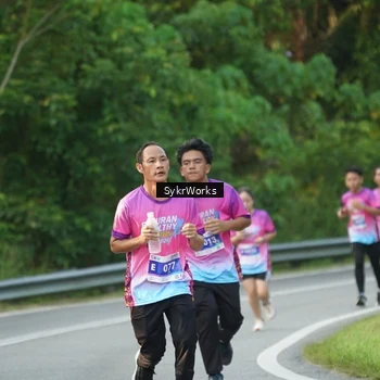 Runner Photo 7618690