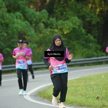 Runner Photo 7618691
