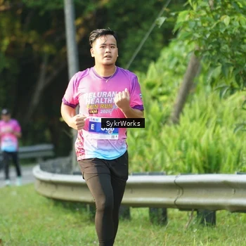 Runner Photo 7618697