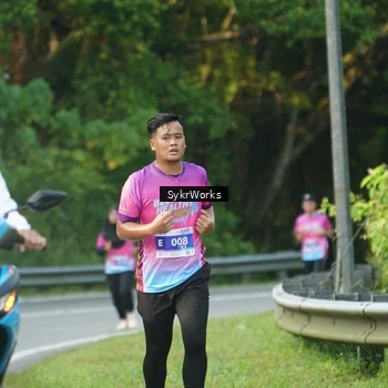 Runner Photo 7618700