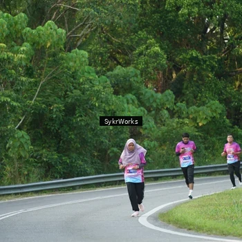 Runner Photo 7618708