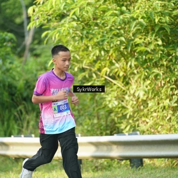 Runner Photo 7618716