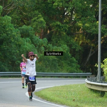 Runner Photo 7618733
