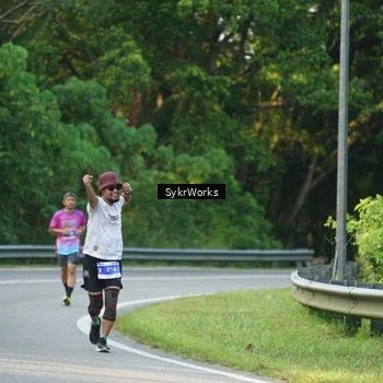 Runner Photo 7618734