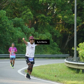 Runner Photo 7618736