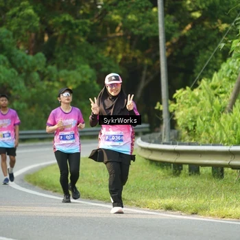 Runner Photo 7618755