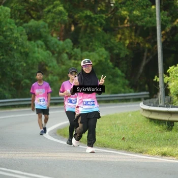 Runner Photo 7618758