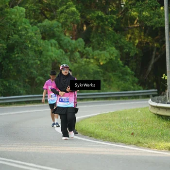 Runner Photo 7618760