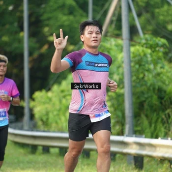 Runner Photo 7618771