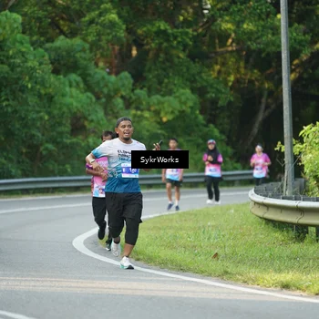 Runner Photo 7618785