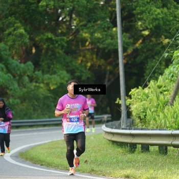 Runner Photo 7618825