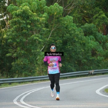 Runner Photo 7618835
