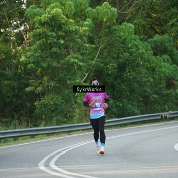 Runner Photo 7618836