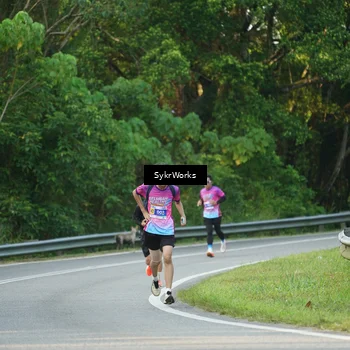 Runner Photo 7618841