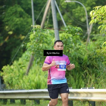 Runner Photo 7618853