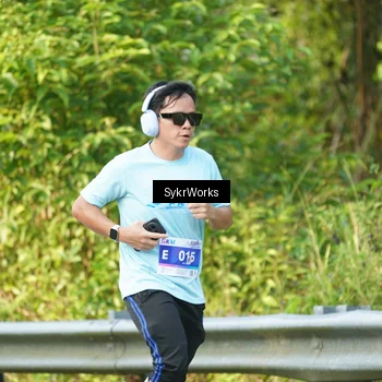 Runner Photo 7618855